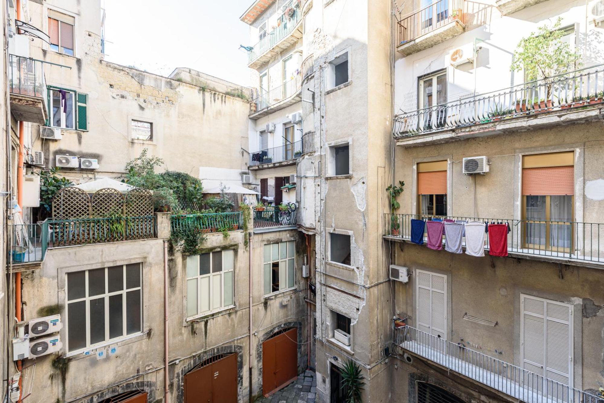 Ecosuite Spaccanapoli Εξωτερικό φωτογραφία